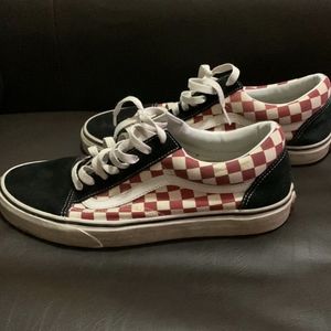 Men's Vans Black/Red/White Checkered Old Skools - 10.5